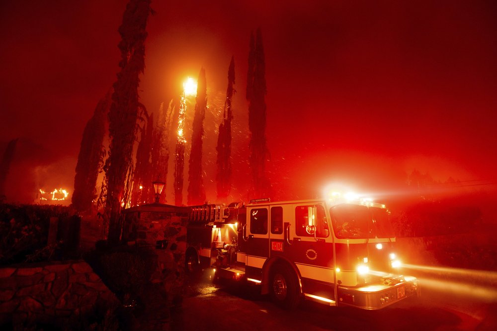 Three Killed In Northern California Wildfire; Thousands Flee
